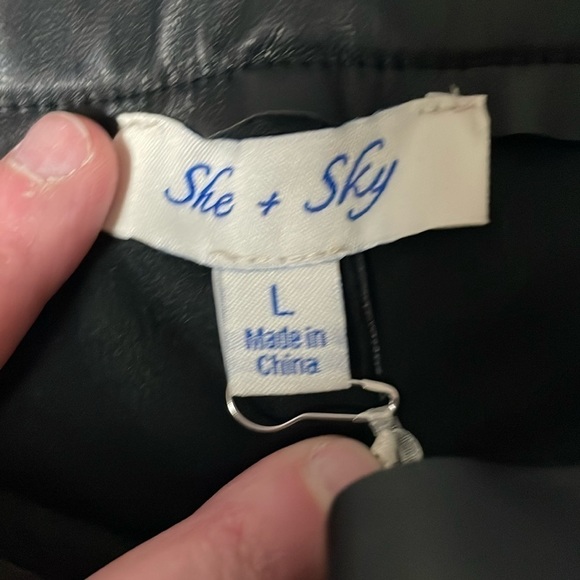 She+Sky size Large black faux (leather looking) pants - Picture 6 of 9